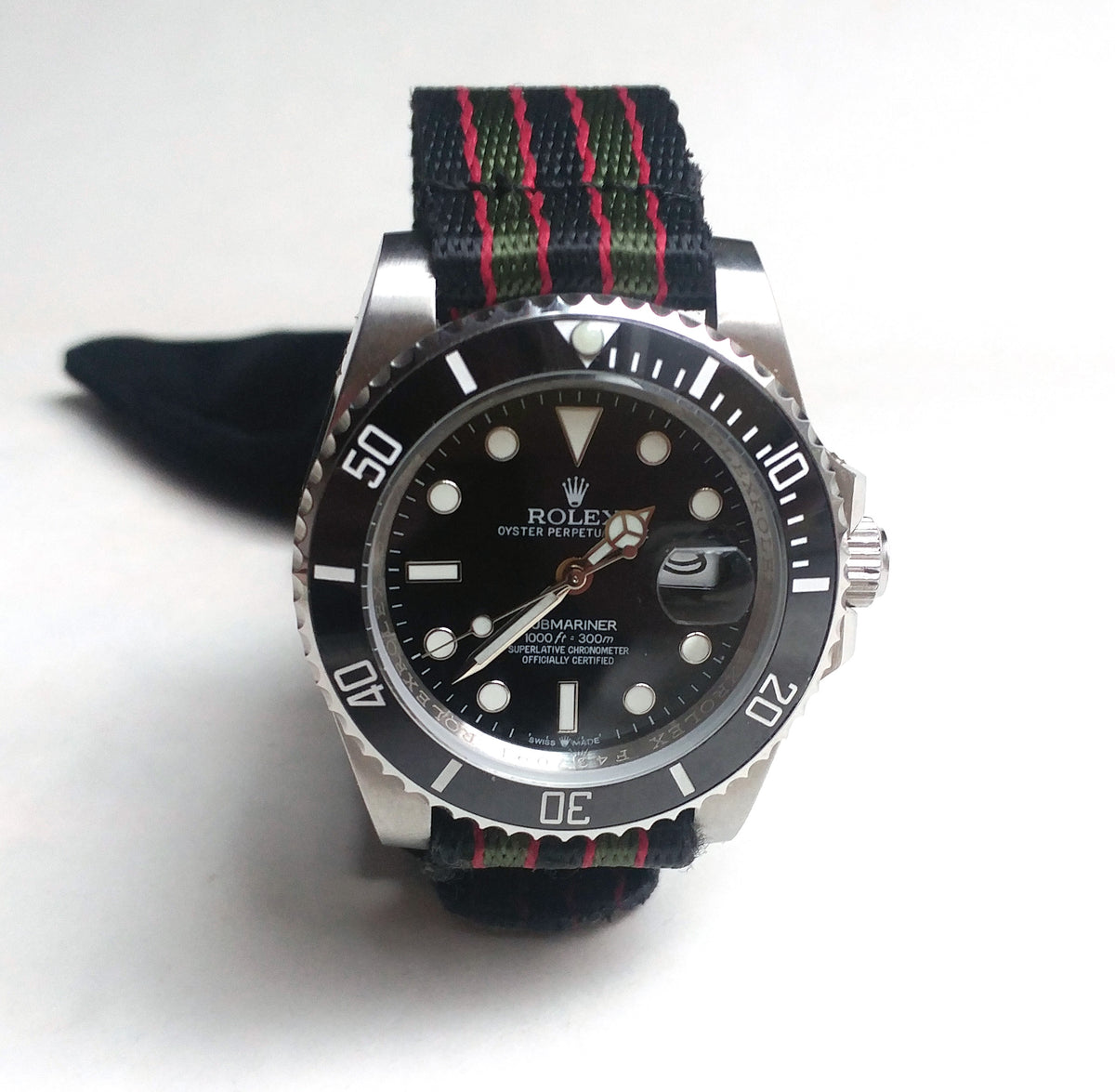 007 submariner outlet