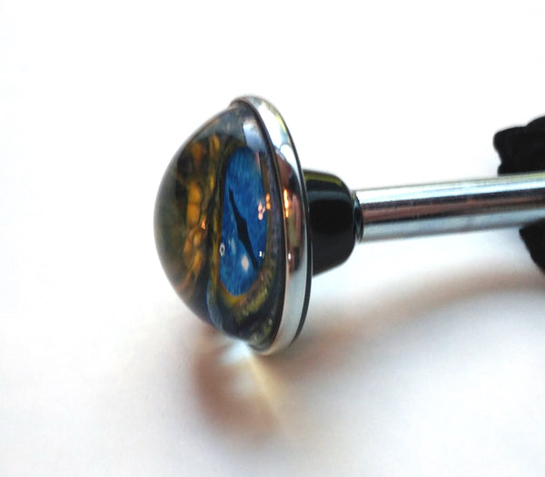 GIANT LIZARD EYE SHOOTER