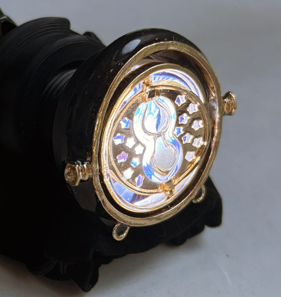 HOURGLASS SPINNER START BUTTON